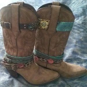 Durango Cowgirl Boots (Light Brown) size 6